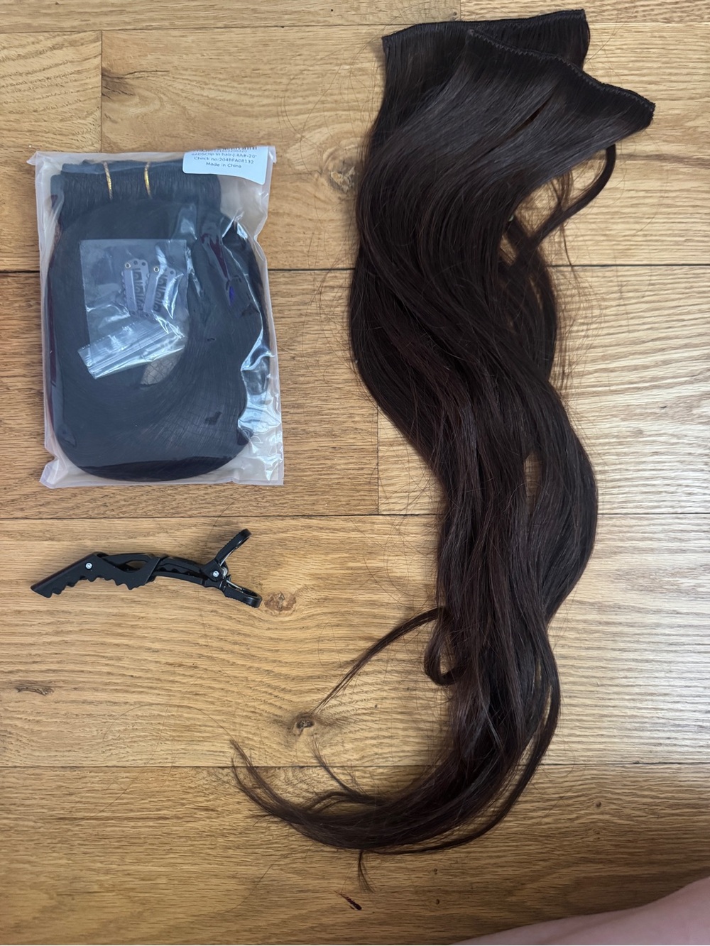 Goo Goo Hair Extensions 20” 9pcs Chocolate Brown never used